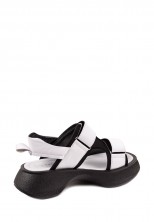 Сандалии Vesba 23552-62 белые
