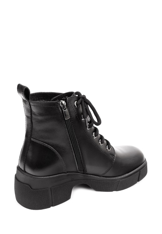 Ботинки Vesba 95952-35 чёрные