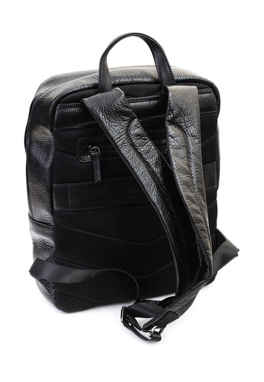 Рюкзак Tony Bellucci 7570-893 черный
