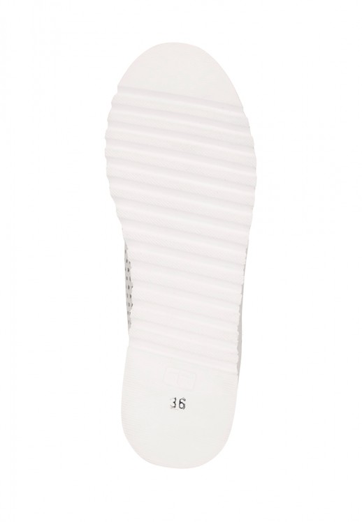Лоферы Vesba 1538-12193 белые